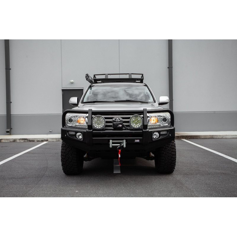 Dobinsons 4x4 Classic Black Deluxe Bullbar for Toyota Land Cruiser 200 Series 2008 to 2015(BU59-3696)